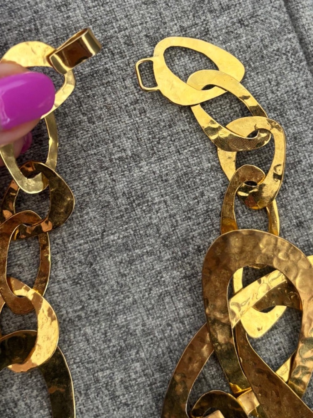 24K gold  plated, bronze .  Lustrous Gold Link Necklace - Picture 3 of 4